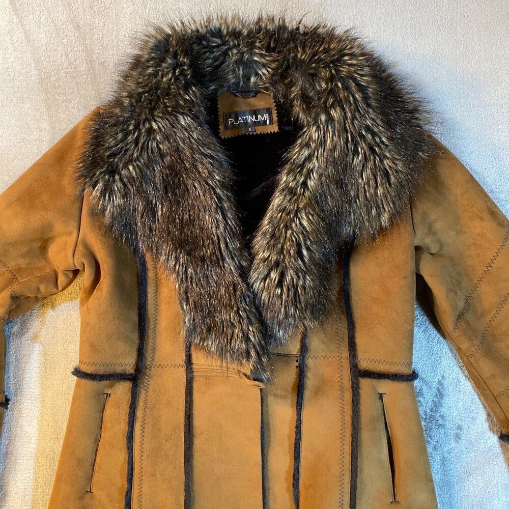 Jacket, Tan Brown Trimmed with Vegan Black Fur, Platinum Utex, Small - Picture 2 of 11